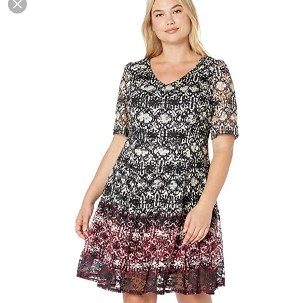 Danny & Nicole lace dress